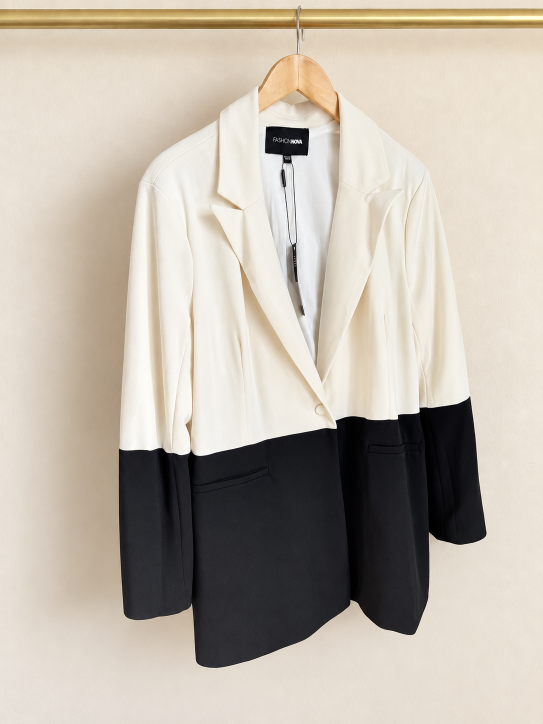 Contrast Blazer (Fashion Nova)