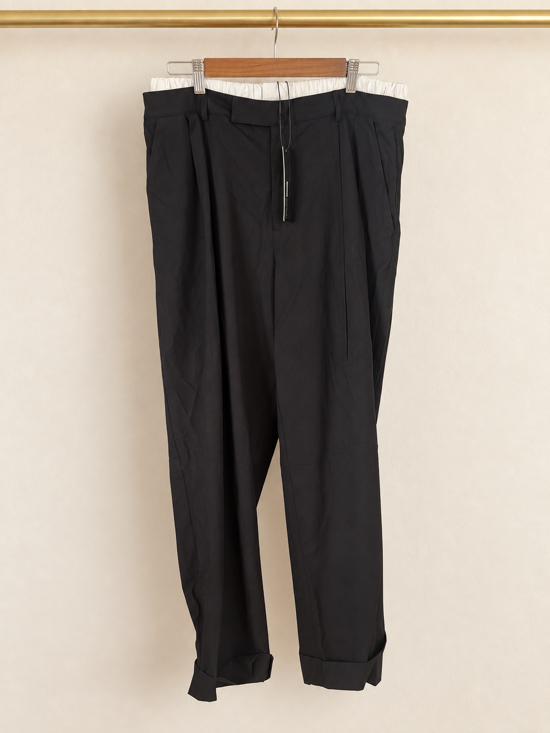 Pantalón de contraste (Fashon Nova)